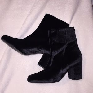 NWOT free people black velvet Cecile boot